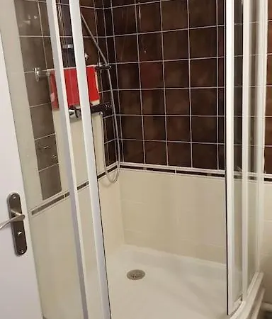 Studio Cabine 4p Proche Mer/piscine/parking شقة *