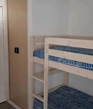 شقة Studio Cabine 4p Proche Mer/piscine/parking *