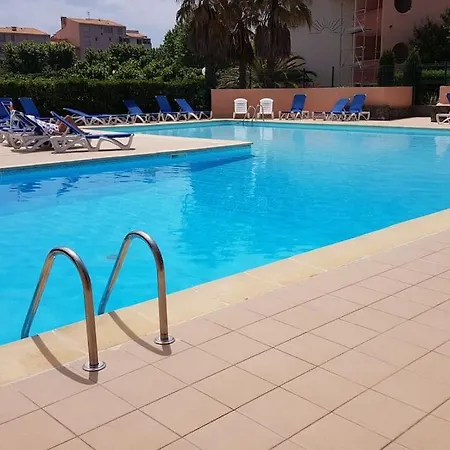 Studio Cabine 4p Proche Mer/piscine/parking شقة آجد