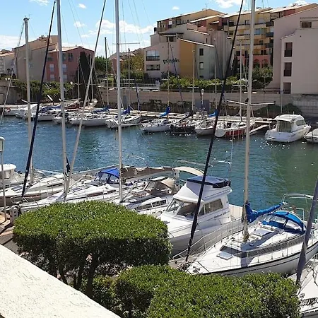 Studio Cabine 4p Proche Mer/piscine/parking * آجد
